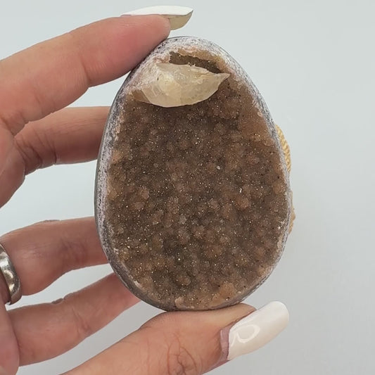 golden taupe sugar amethyst egg